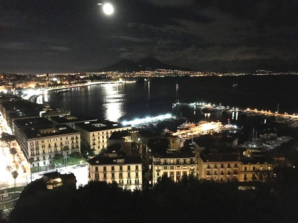 Appartamento Reginella Naples Exterior photo